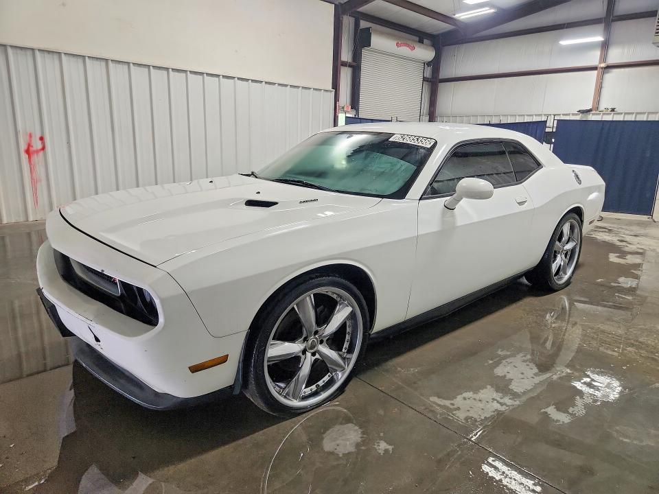 DODGE CHALLENGER 2014 with VIN 2C3CDYBT1EH284317 - Photo from auction