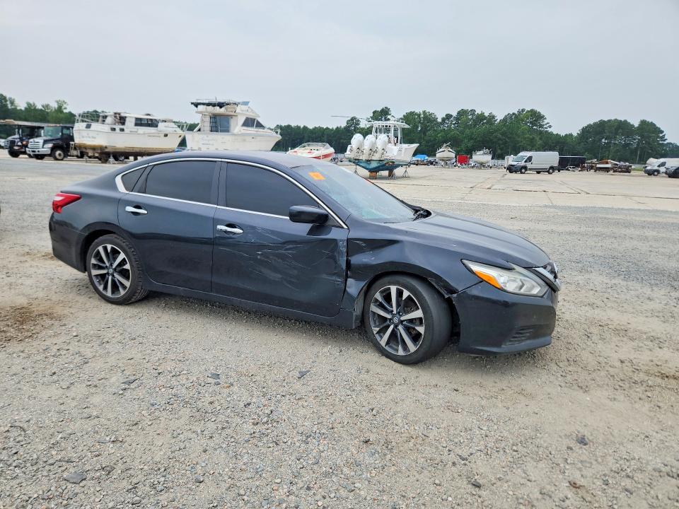 Photo 4 from auction – 2016 NISSAN ALTIMA with VIN 1N4AL3AP6GN370106