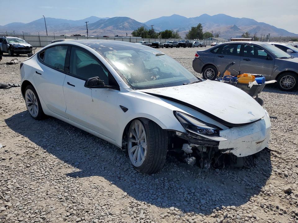 Photo 4 from auction – 2021 TESLA MODEL 3 with VIN 5YJ3E1EB3MF936815