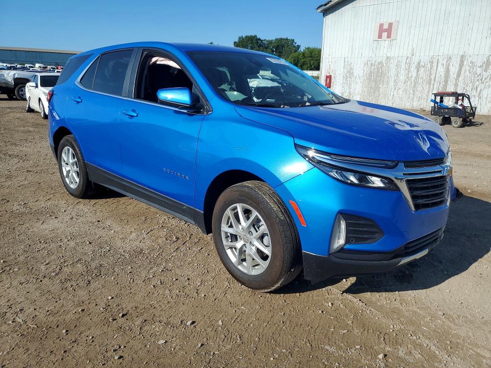 Photo 4 from auction – 2024 CHEVROLET EQUINOX with VIN 3GNAXKEG5RL207251