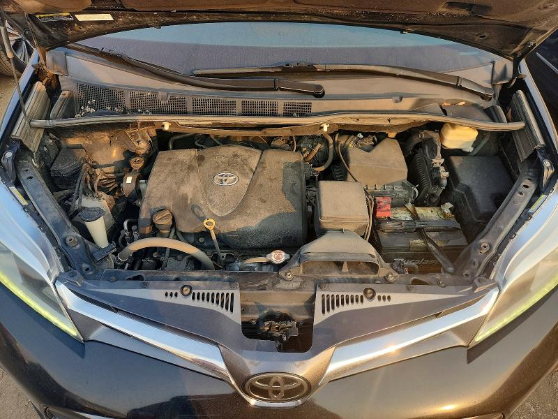 Photo 11 from auction – 2019 TOYOTA SIENNA with VIN 5TDDZ3DC5KS211577