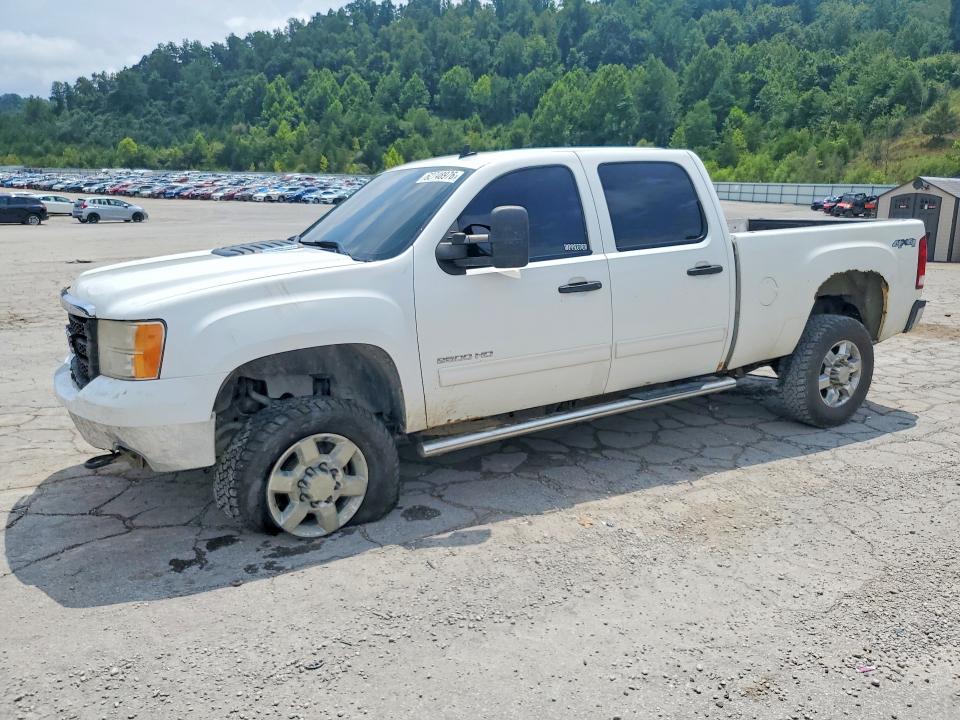 Снимка 1 от търг – 2011 GMC SIERRA с VIN 1GT120C82BF266040