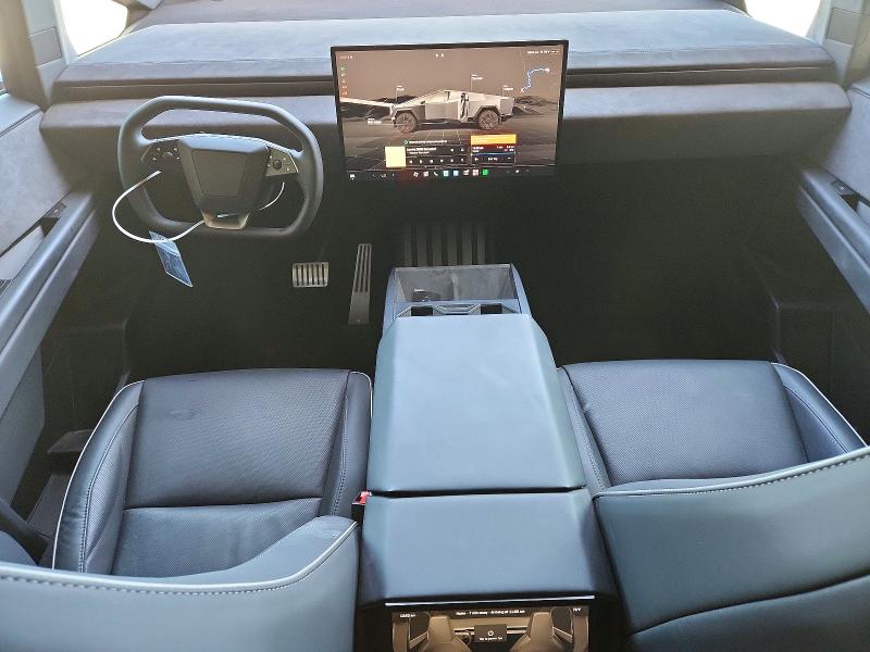 Photo 8 from auction – 2024 TESLA CYBERTRUCK with VIN 7G2CEHEE6RA031974
