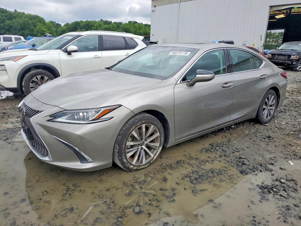 2019 LEXUS ES - Търг №60375176