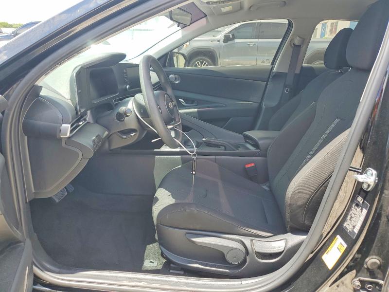 Снимка 7 от търг – 2025 HYUNDAI ELANTRA с VIN KMHLL4DGXSU077565