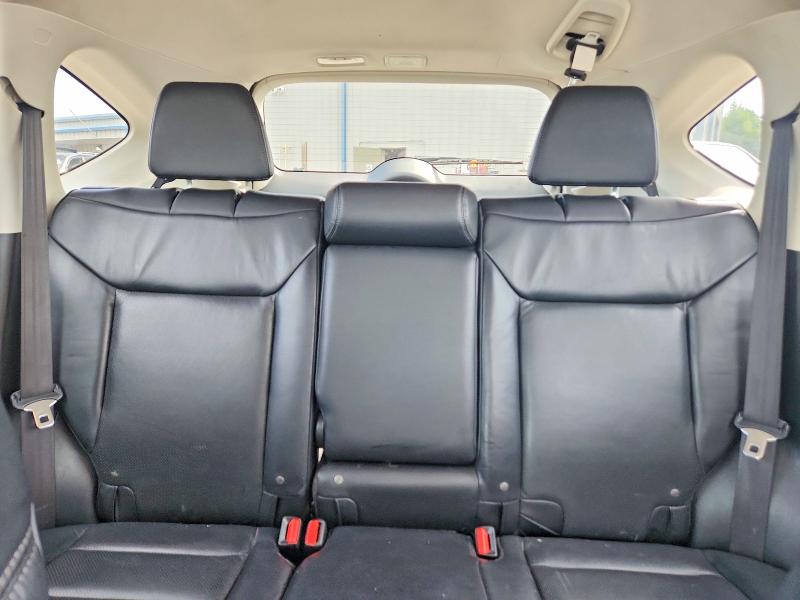 Photo 10 from auction – 2016 HONDA CR-V with VIN 5J6RM4H79GL052167