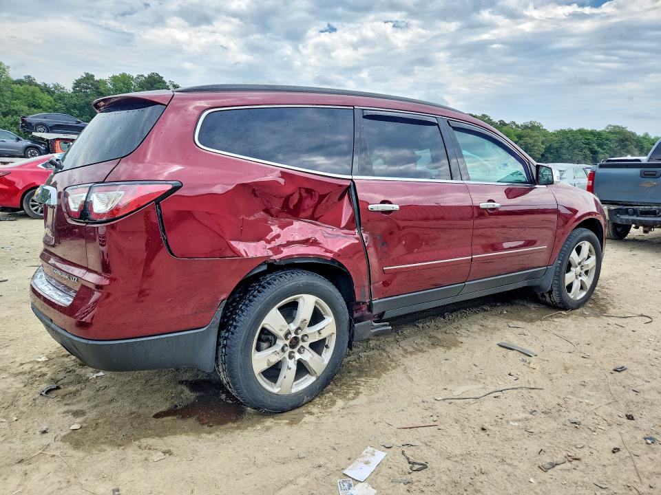 Photo 3 from auction – 2016 CHEVROLET TRAVERSE with VIN 1GNKVJKD6GJ110286