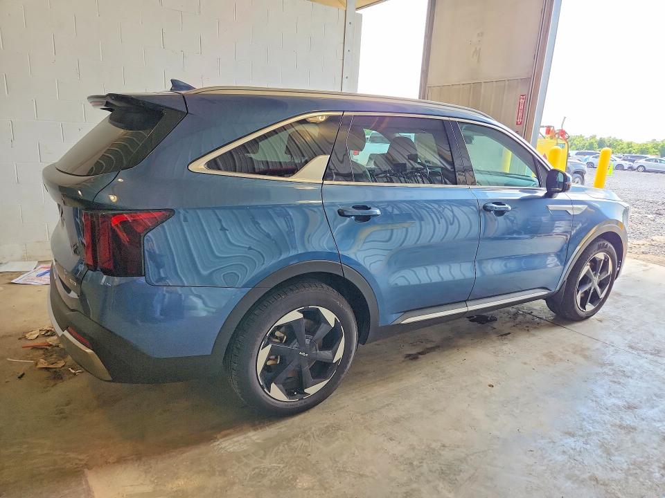 Photo 3 from auction – 2025 KIA SORENTO with VIN KNDRHDJG3S5289724