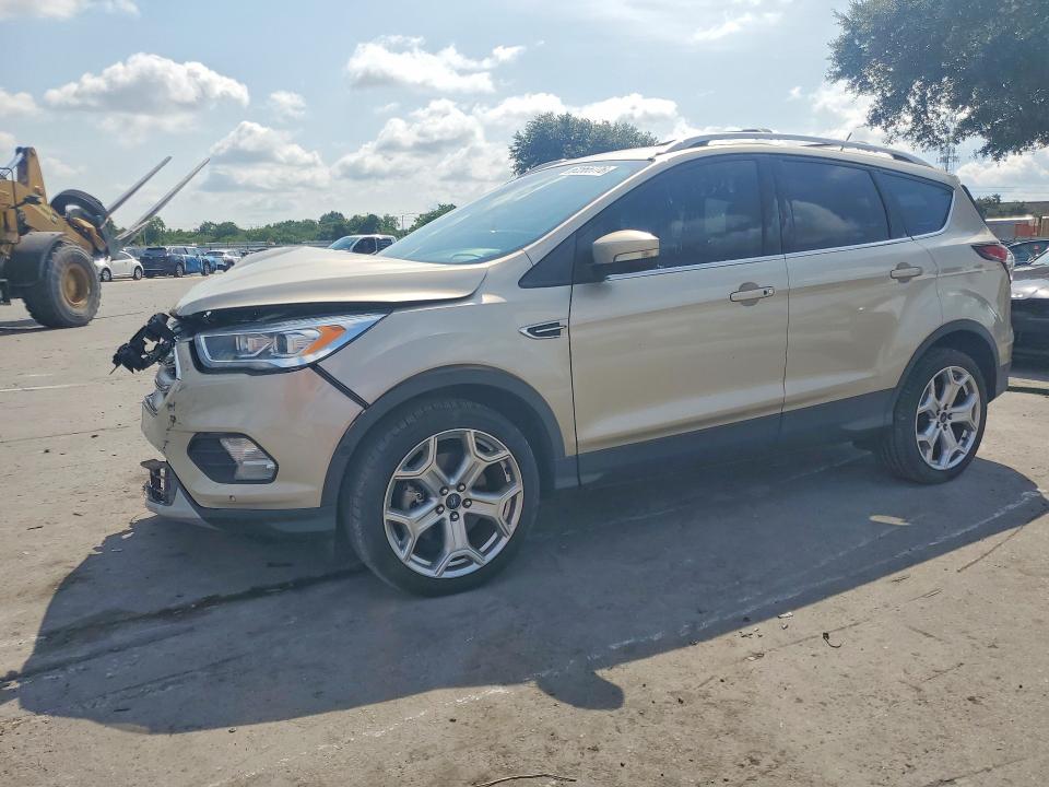 FORD ESCAPE 2018 with VIN 1FMCU9J91JUA61012 - Photo from auction