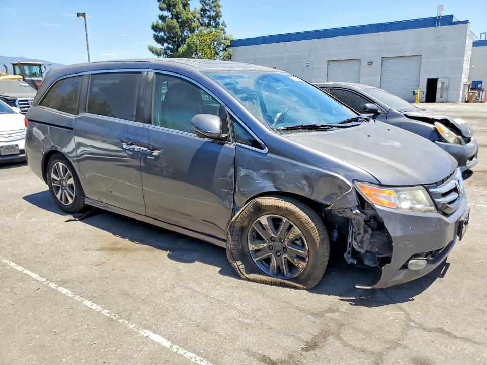 Photo 4 from auction – 2014 HONDA ODYSSEY with VIN 5FNRL5H92EB051071