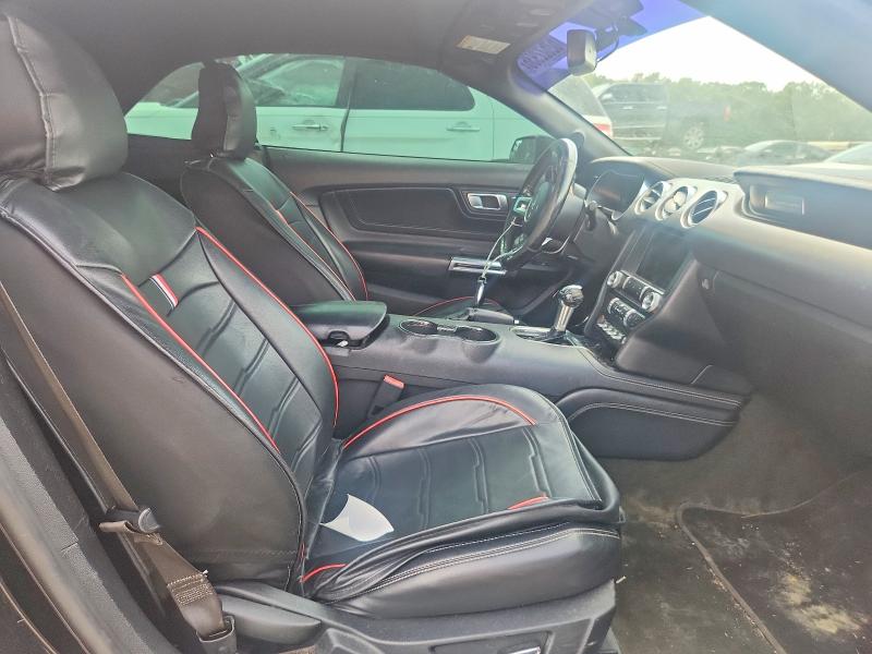 Photo 10 from auction – 2018 FORD MUSTANG with VIN 1FATP8UH7J5125076