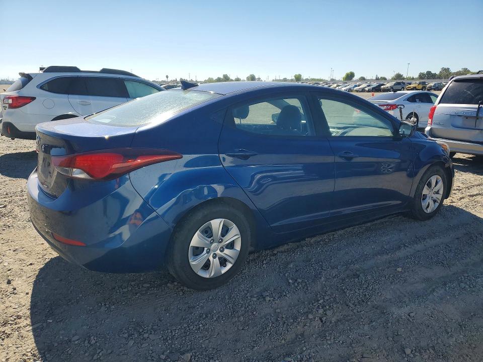 Photo 3 from auction – 2016 HYUNDAI ELANTRA with VIN 5NPDH4AE2GH715869