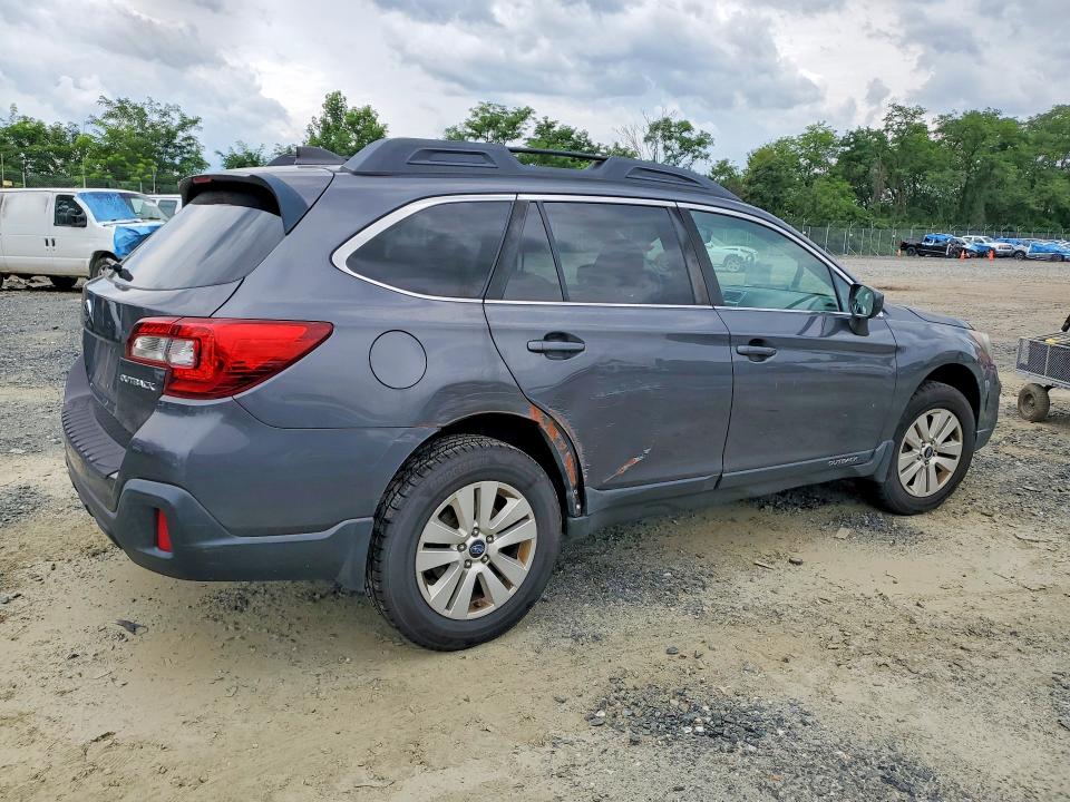 Photo 3 from auction – 2018 SUBARU OUTBACK with VIN 4S4BSACC7J3353748