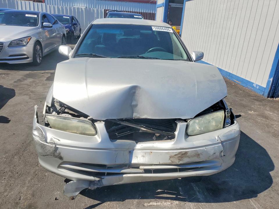 Photo 5 from auction – 2001 TOYOTA CAMRY with VIN 4T1BG22K31U094945