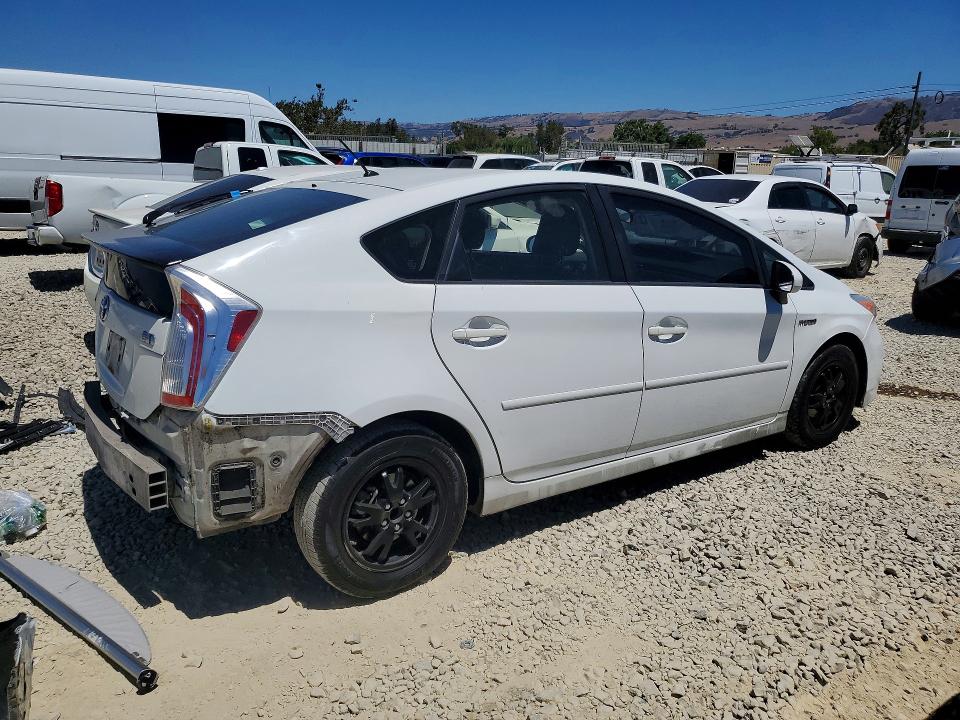 Photo 3 from auction – 2014 TOYOTA PRIUS with VIN JTDKN3DU2E1752292
