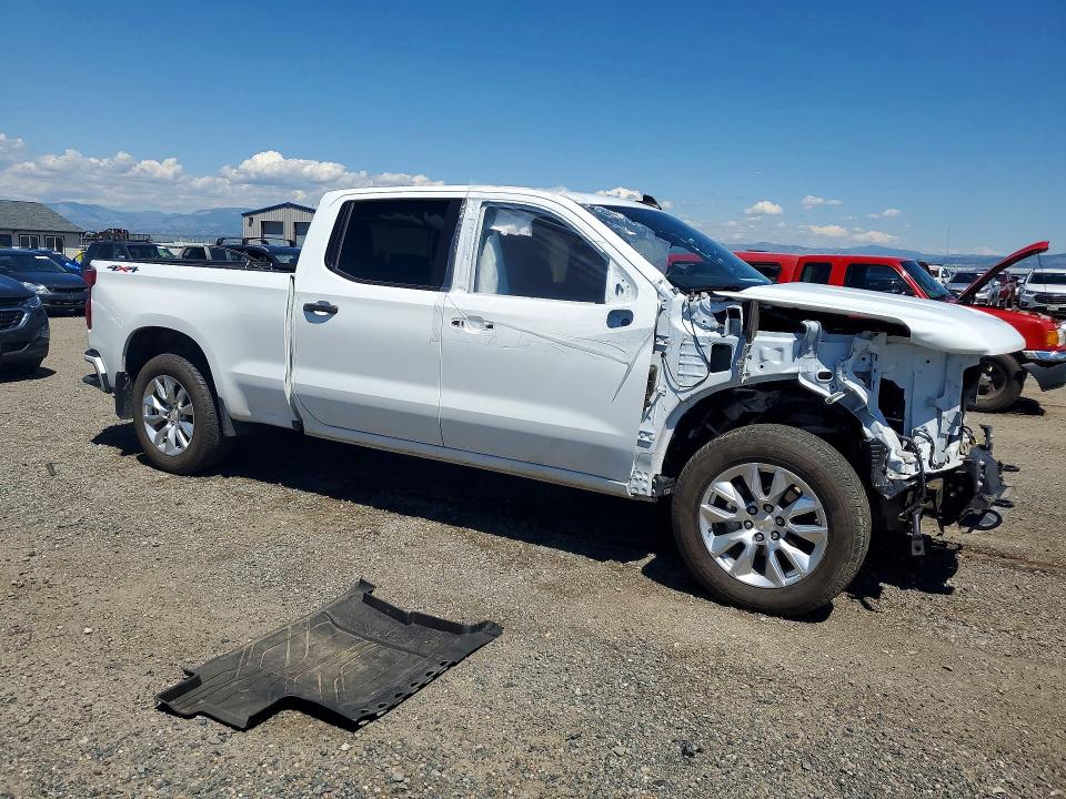 Photo 4 from auction – 2024 CHEVROLET SILVERADO with VIN 1GCPDBEK5RZ298479