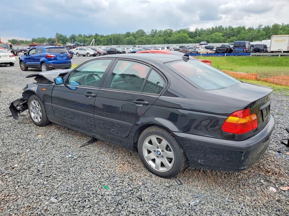 Photo 2 from auction – 2004 BMW 325 with VIN WBAET37464NH05997