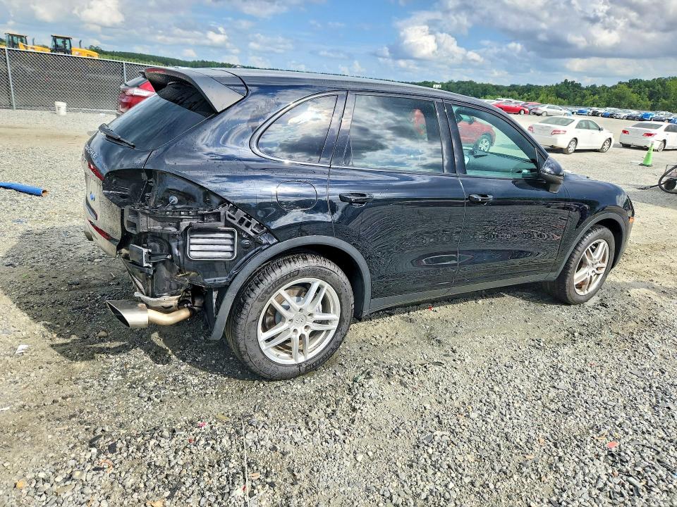 Photo 3 from auction – 2018 PORSCHE CAYENNE with VIN WP1AA2A28JKA01995