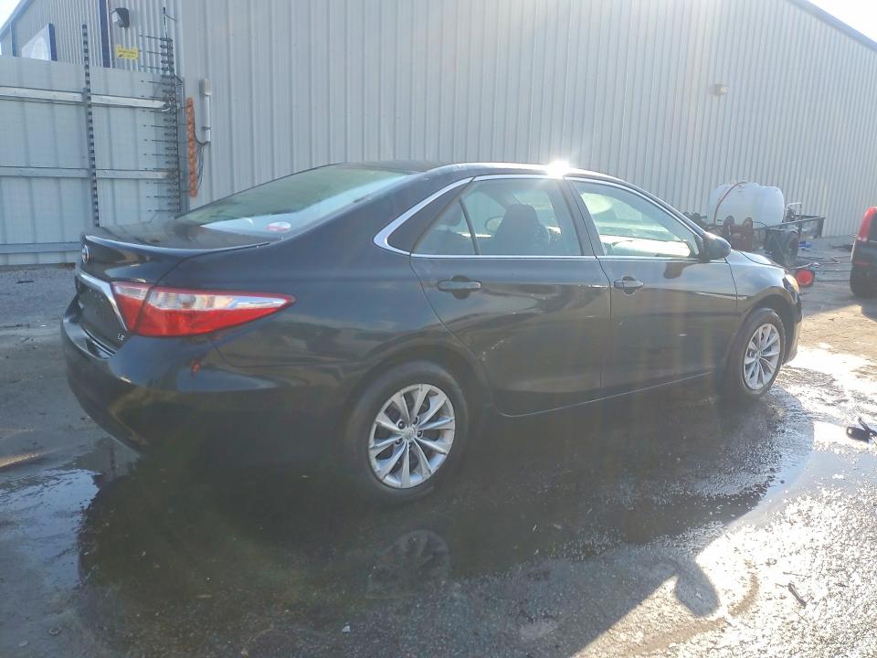 Photo 3 from auction – 2015 TOYOTA CAMRY with VIN 4T1BF1FK2FU925897