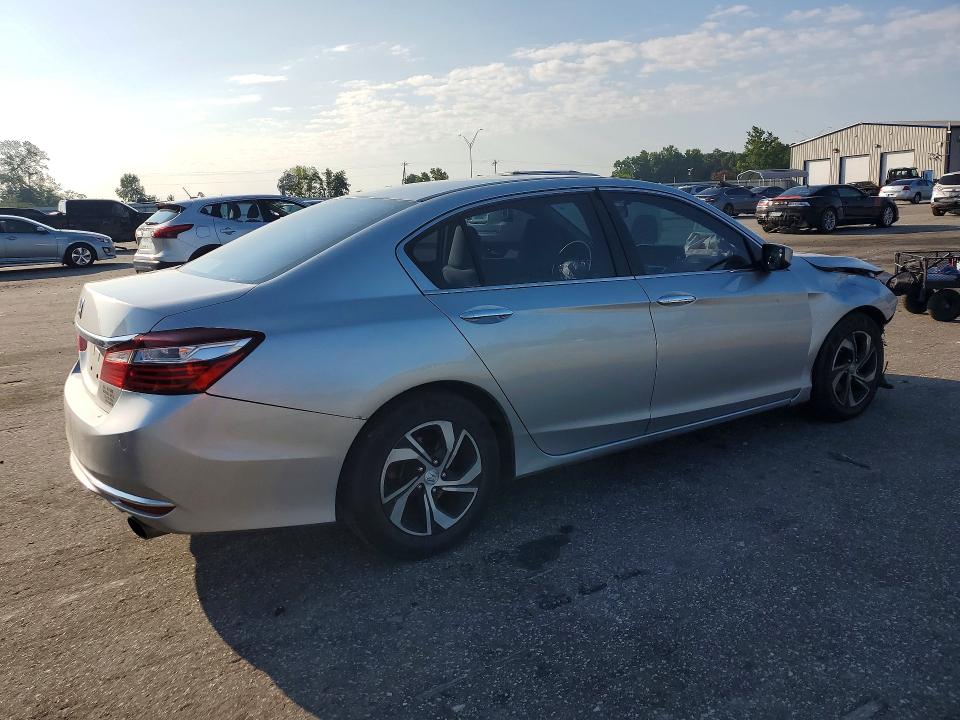 Photo 3 from auction – 2016 HONDA ACCORD with VIN 1HGCR2F30GA129698