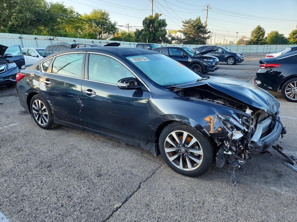 Photo 4 from auction – 2016 NISSAN ALTIMA with VIN 1N4AL3APXGC267315