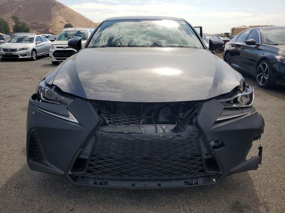 Photo 5 from auction – 2018 LEXUS IS with VIN JTHBA1D29J5080232