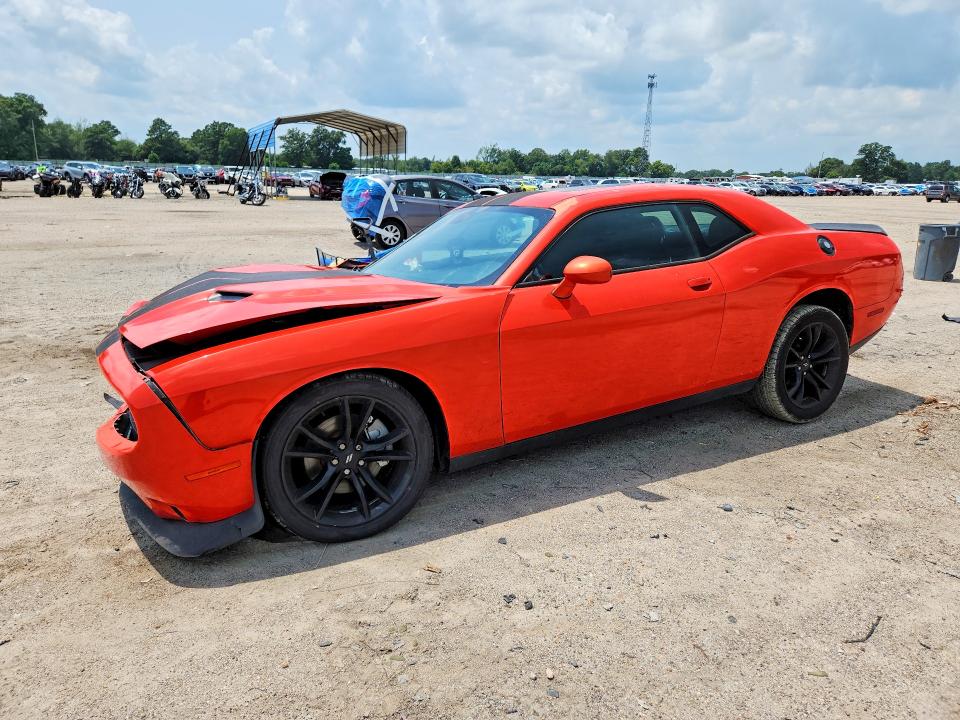 DODGE CHALLENGER 2017 with VIN 2C3CDZAG4HH527634 - Photo from auction