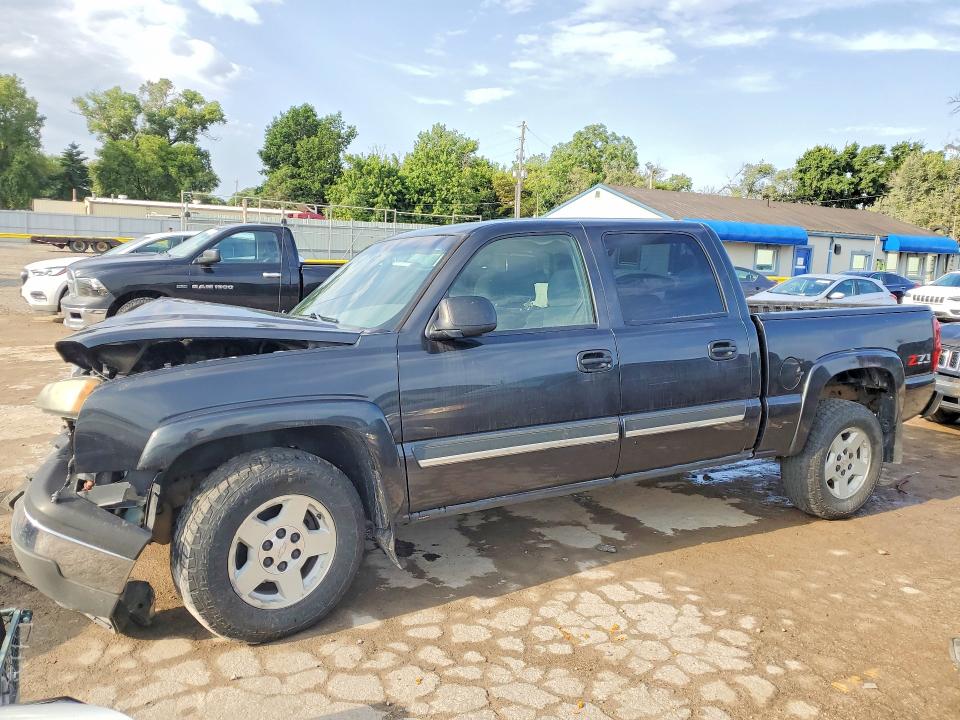 2005 CHEVROLET SILVERADO - Търг №62714676