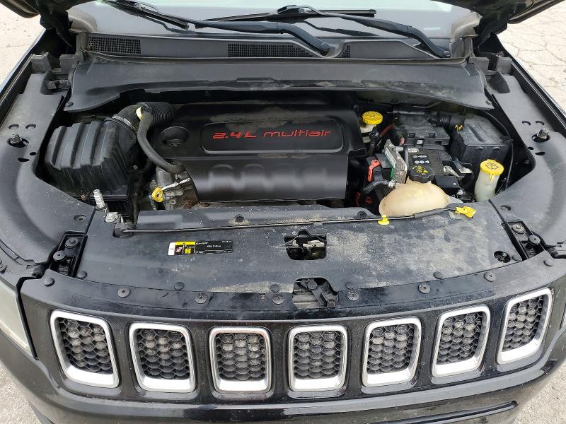 Photo 12 from auction – 2018 JEEP COMPASS with VIN 3C4NJCBB6JT193939