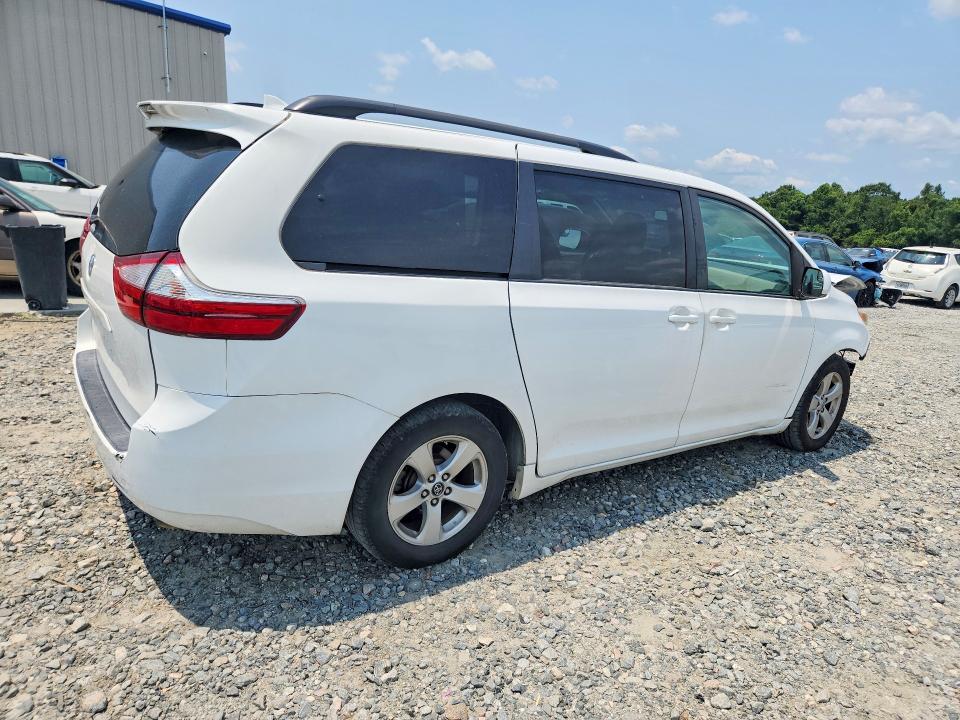 Photo 3 from auction – 2020 TOYOTA SIENNA with VIN 5TDKZ3DC8LS023239