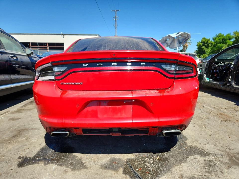 Photo 6 from auction – 2020 DODGE CHARGER with VIN 2C3CDXBGXLH119683