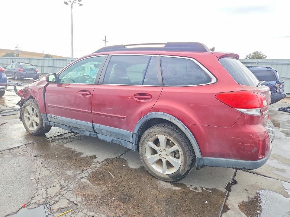 Photo 2 from auction – 2014 SUBARU OUTBACK with VIN 4S4BRBLC4E3300187