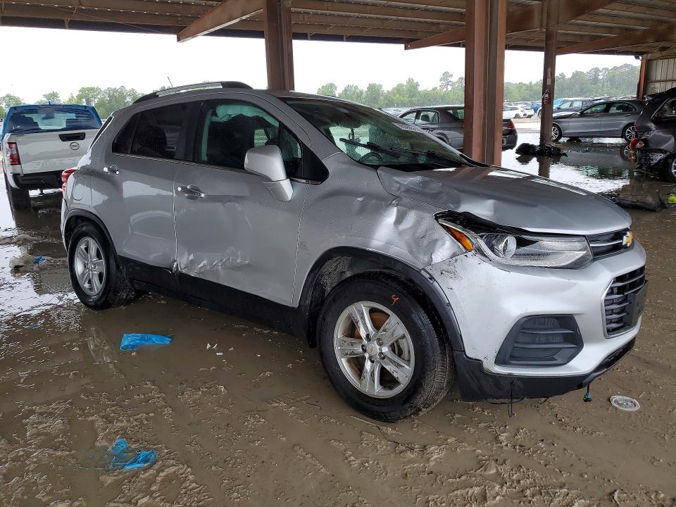Photo 4 from auction – 2020 CHEVROLET TRAX with VIN KL7CJLSB4LB024558