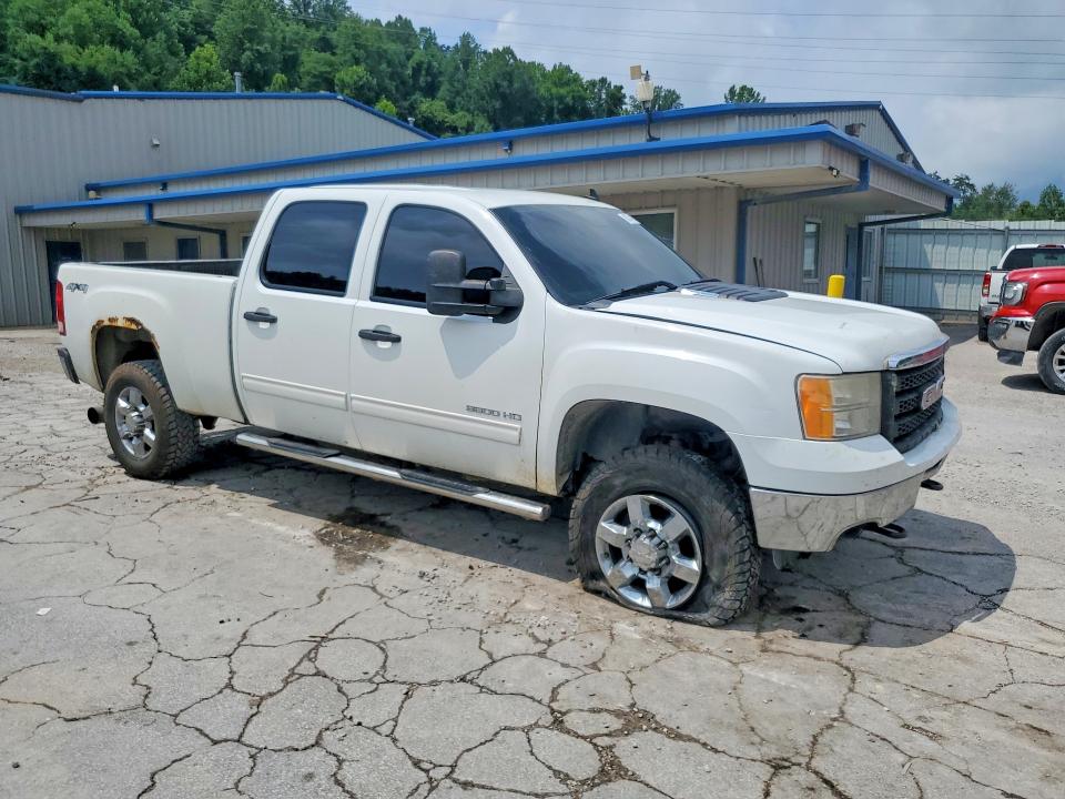Снимка 4 от търг – 2011 GMC SIERRA с VIN 1GT120C82BF266040