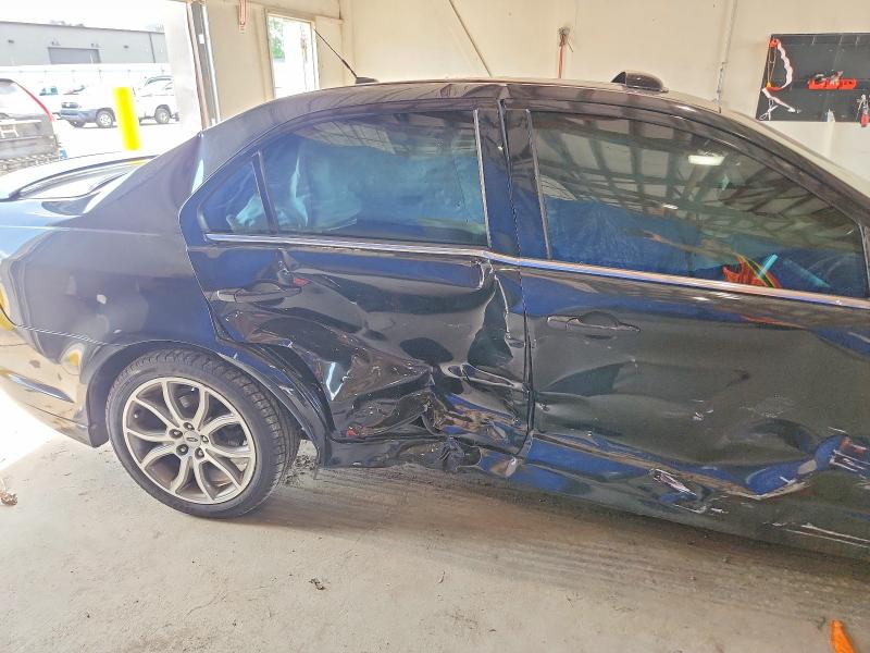 Photo 10 from auction – 2011 FORD FUSION with VIN 3FAHP0HA0BR137234