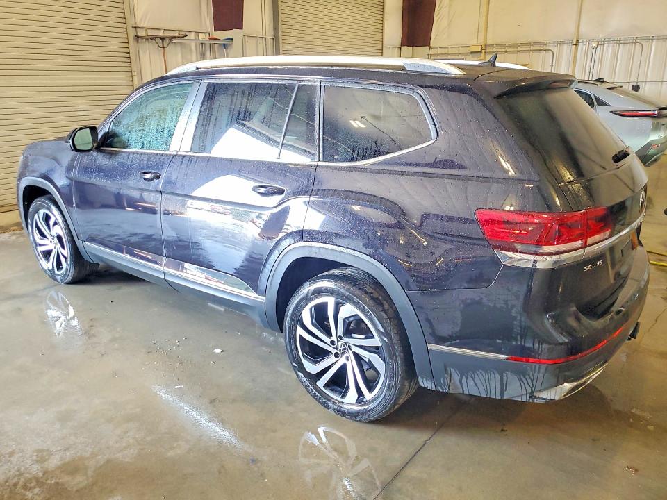 Photo 2 from auction – 2023 VOLKSWAGEN ATLAS with VIN 1V2BR2CA4PC504136
