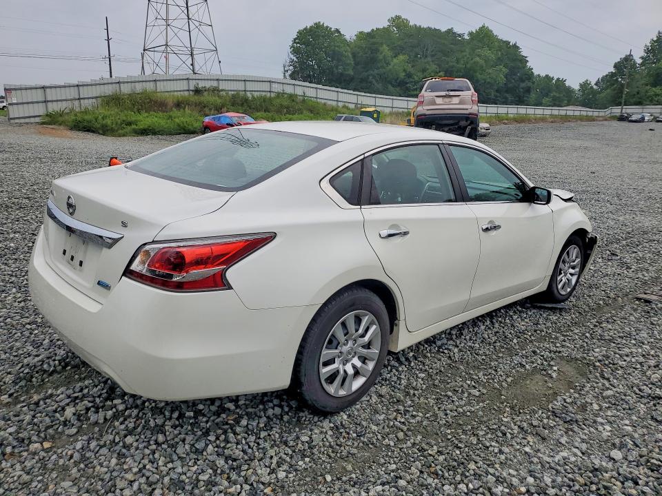 Photo 3 from auction – 2014 NISSAN ALTIMA with VIN 1N4AL3AP7EC159568