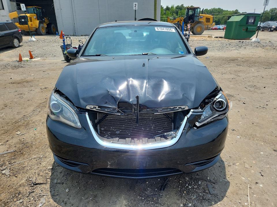 Photo 5 from auction – 2014 CHRYSLER 200 with VIN 1C3CCBBG4EN120473
