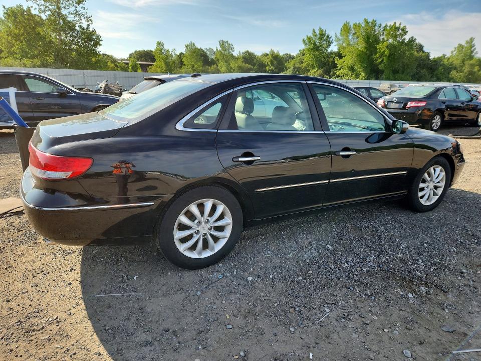 Photo 3 from auction – 2008 HYUNDAI AZERA with VIN KMHFC46F88A316798