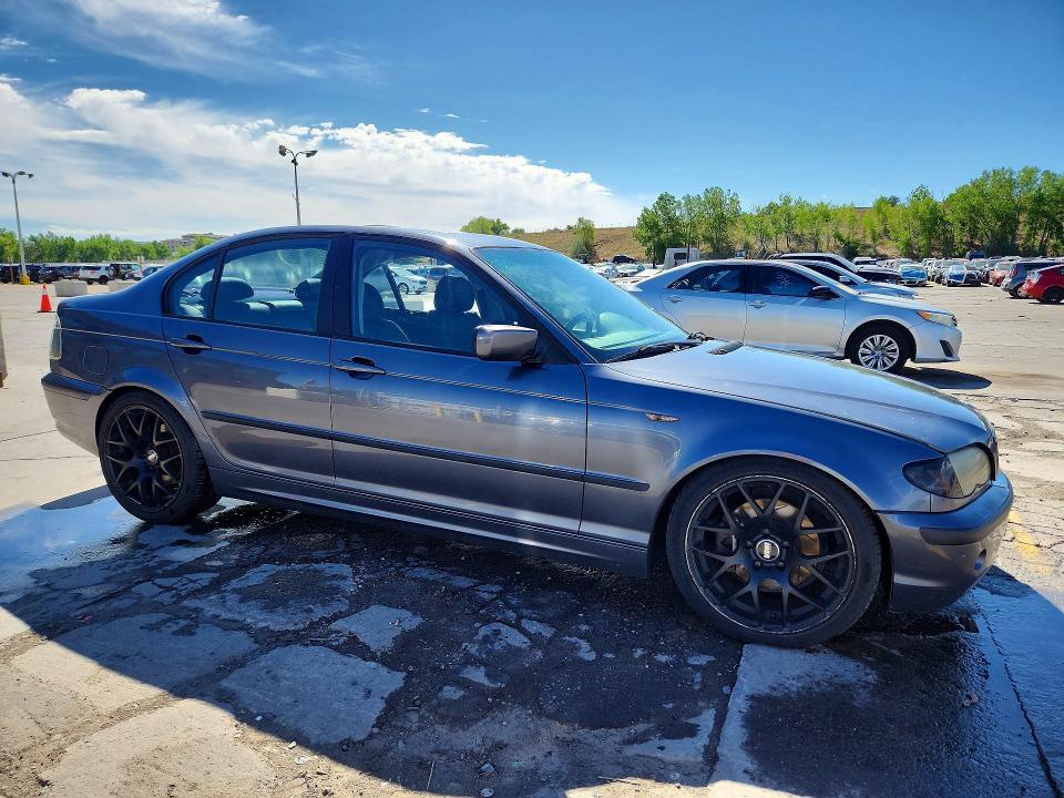 Photo 4 from auction – 2002 BMW 325 with VIN WBAEU33492PH85039
