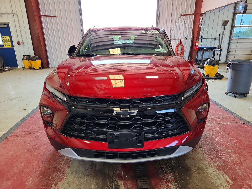 Photo 5 from auction – 2025 CHEVROLET BLAZER with VIN 3GNKBHR4XSS208476