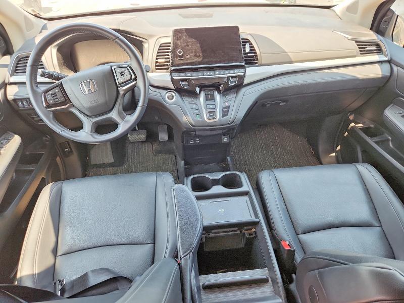 Photo 8 from auction – 2025 HONDA ODYSSEY with VIN 5FNRL6H63SB009872