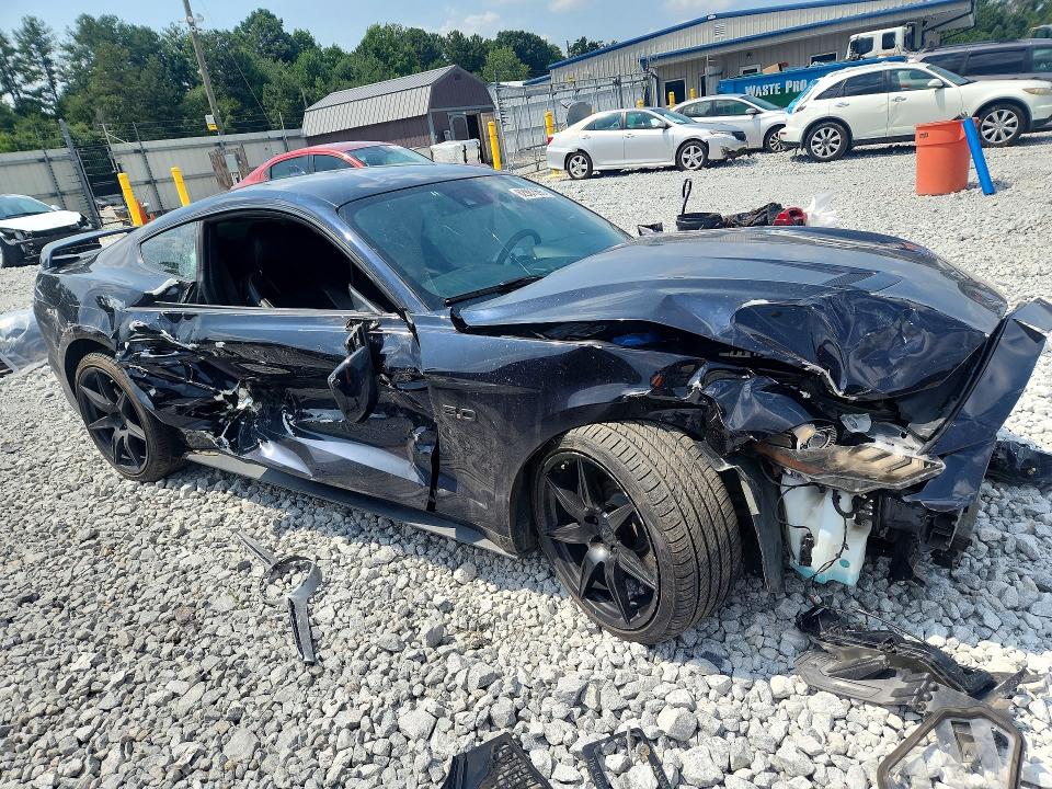 Photo 4 from auction – 2021 FORD MUSTANG with VIN 1FA6P8CF1M5141372