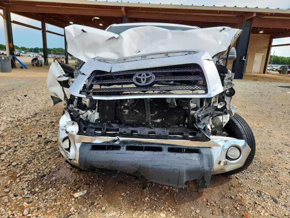 Photo 5 from auction – 2009 TOYOTA TUNDRA with VIN 5TFEV54159X070895
