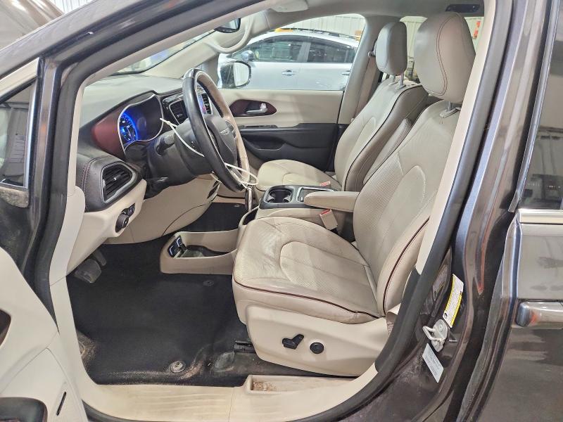 Photo 7 from auction – 2017 CHRYSLER PACIFICA with VIN 2C4RC1GG5HR751877