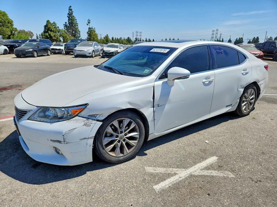 LEXUS ES 2015 with VIN JTHBW1GGXF2084260 - Photo from auction