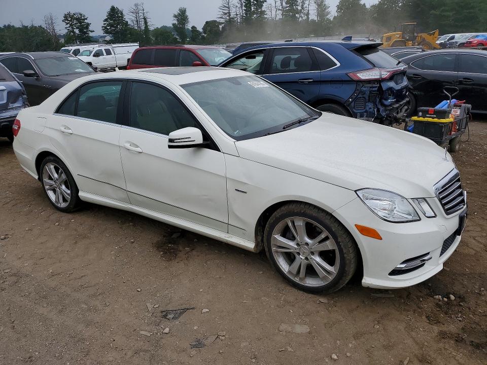 Photo 4 from auction – 2012 MERCEDES-BENZ E with VIN WDDHF8JB2CA638688