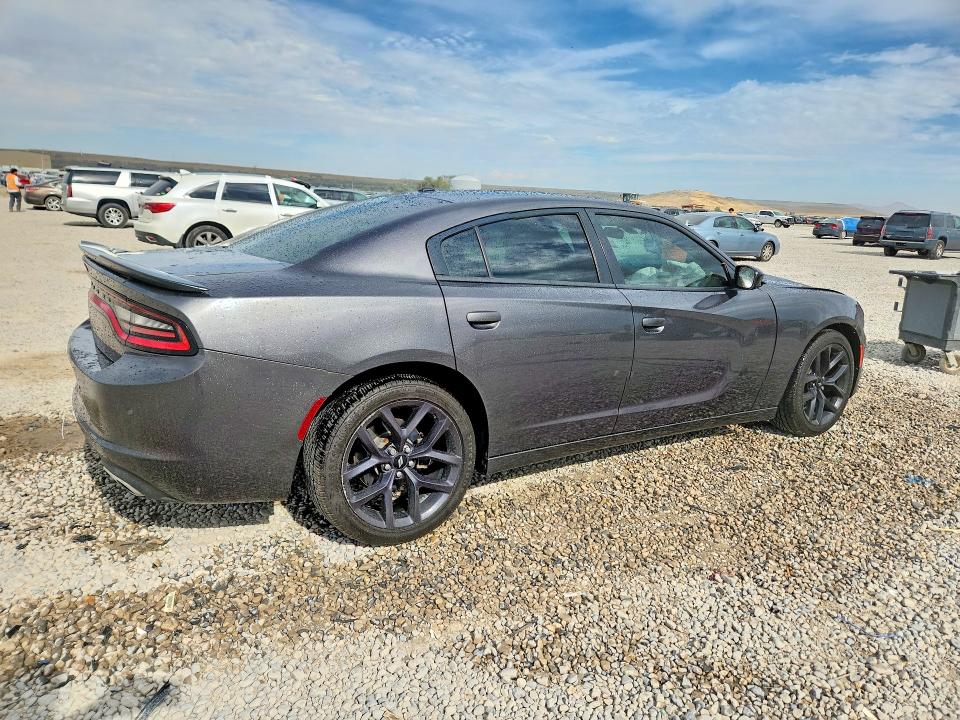Photo 3 from auction – 2019 DODGE CHARGER with VIN 2C3CDXBG1KH726148