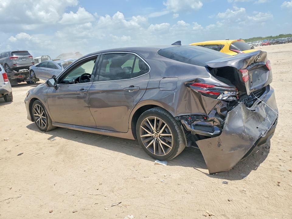 Photo 2 from auction – 2023 TOYOTA CAMRY with VIN 4T1F11AK8PU836411