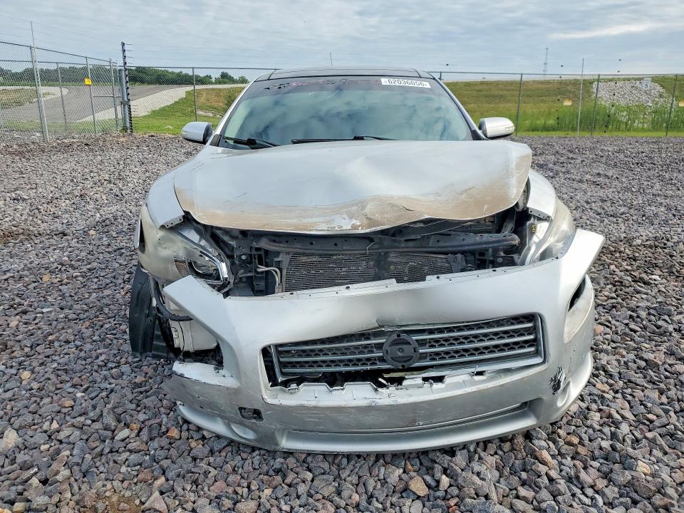 Photo 5 from auction – 2010 NISSAN MAXIMA with VIN 1N4AA5AP6AC821801
